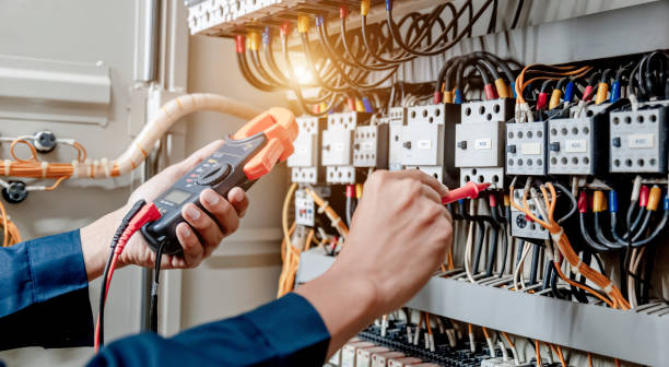 Best Local Electrician Companies  in Larned, KS